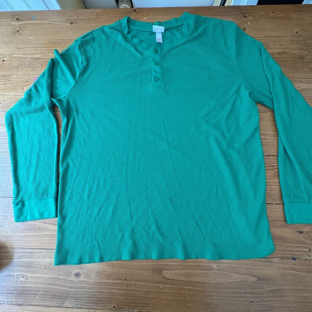 Target‎ Vibrant Green Button-Up Henley